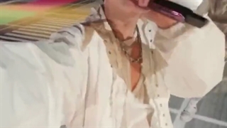 هوپکوک در کنسرت Permission to dance on stage