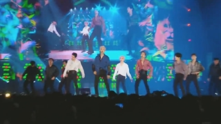 اجرای آهنگ Growl و Overdose اکسو