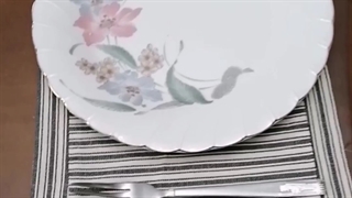 زیر بشقابی سنتی برای پذیرایی خاص