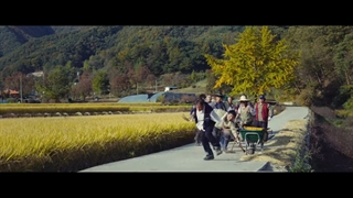 فیلم خانواده عجیب زامبی فروشی The Odd Family Zombie On Sale 2019 (کنترل و کشتار مردم توسط واکسن و امواج 5g)