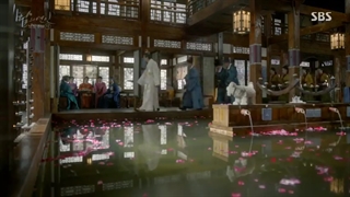 عاشقان ماه قسمت سوم با زیرنویس چسبیده