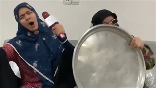 مولودی ب سبک ایرانی خخخخ :-))