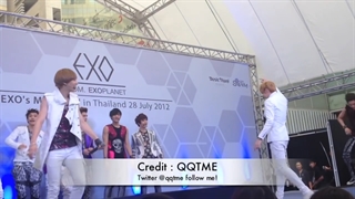 اجرای آهنگ Tow Moons توسط EXO K و EXO M