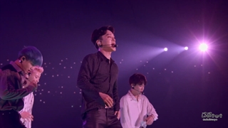 اجرای آهنگ Love Shot از اکسو در کنسرت EXplOration JAPAN 2019