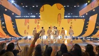 آپدیت یوتیوب بی تی اس.اجرای باتر در AMAs