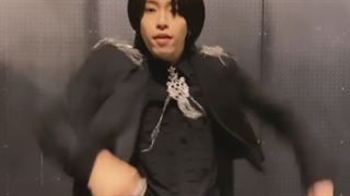 دنس شین عضو گروه مدکید با اهنگ Se Fue از ارش