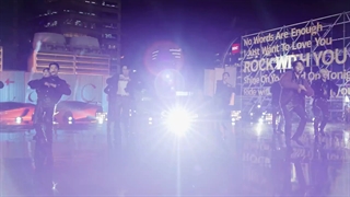 کامبک شو attaca از سونتین با اجرای اهنگ rock with you