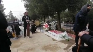 خاکسپاری با نی دربهشت زهرا۰۹۱۲۴۴۶۶۵۵۰