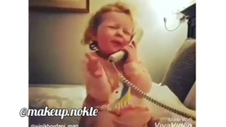 وقتی دخترا با دوست صمیمیتان حرف میزنن