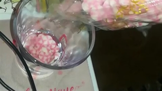 خوراکی کیوت/یکتا جون