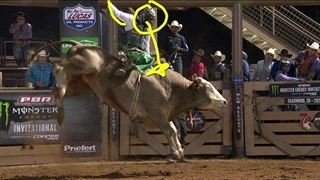 رکورد شکستن سوار بر گاو نر وحشی (مسابقات گاو بازی امریکا 2021)