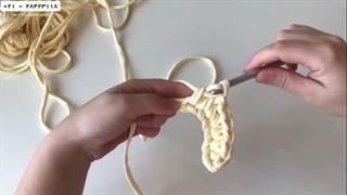 بافت کوله پشتی رنگ با تریکو