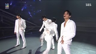 اجرای آهنگ Mirotic (TVXQ) توسط یوته یانگ (SF9)، جویون (the boyz)، هیونجین (stray kids)، مونبین ( astro) و وودز (woodz)