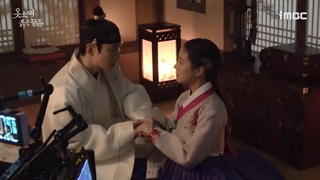 پشت صحنه قسمت 16 پارت 1 سریال سرآستین قرمز The Red Sleeve 2021 با بازی لی جونهو (2pm) و کانگ هون (درخواستی)