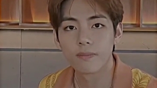 V :>