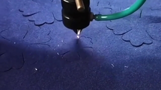 برش لیزری پارچه ( نمد)