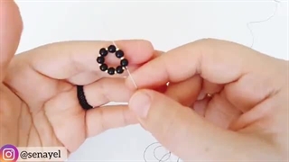 دستبند منجوق دوزی