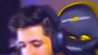 دوست فروشی اینقدر ارزان نبود