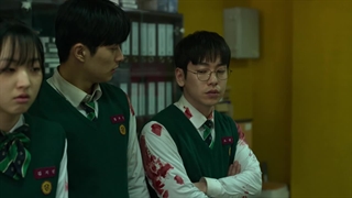 قسمت 6 سریال کره ای دخل هممون اومده (All Of Us Are Dead 2022)_با زیرنویس فارسی