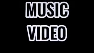 خواننده های کیپاپ این همه تلاش میکنن که احمقاهایی مثل شما  نژاد وملیت وزبان شون مسخره کنن__