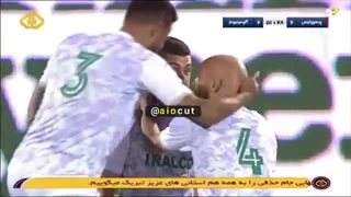 بر طبل شادانه بکوب